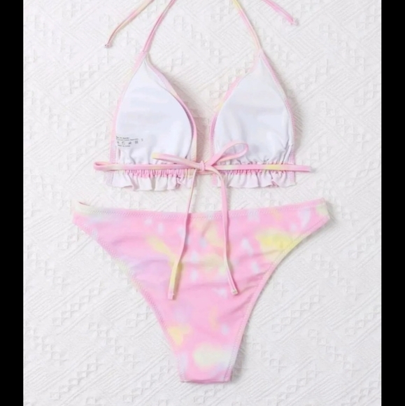 More Bikinis ❤ - Picture 3 of 6